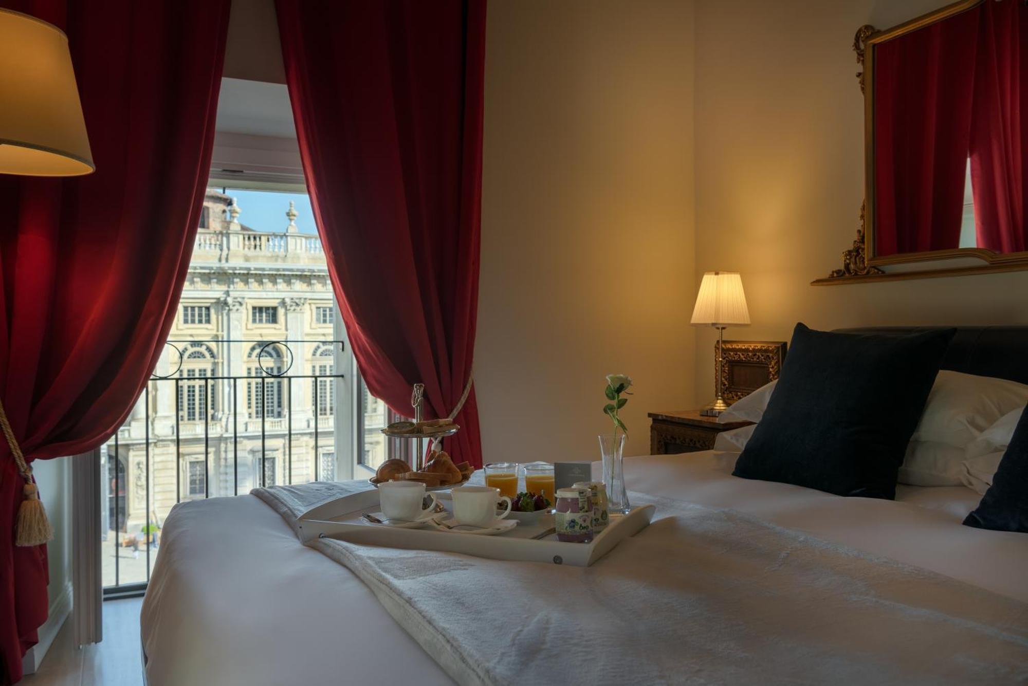 Corte Realdi Luxury Rooms Torino Exteriör bild